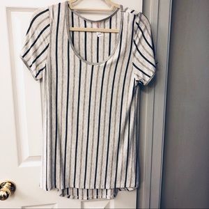 Lularoe Classic T Gray stripe, size small